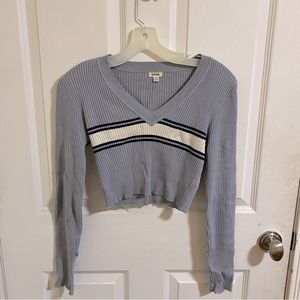 Garage blue cropped v neck sweater